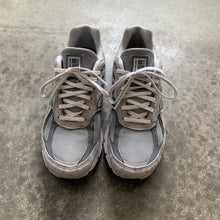 New Balance 990v4 Sneakers