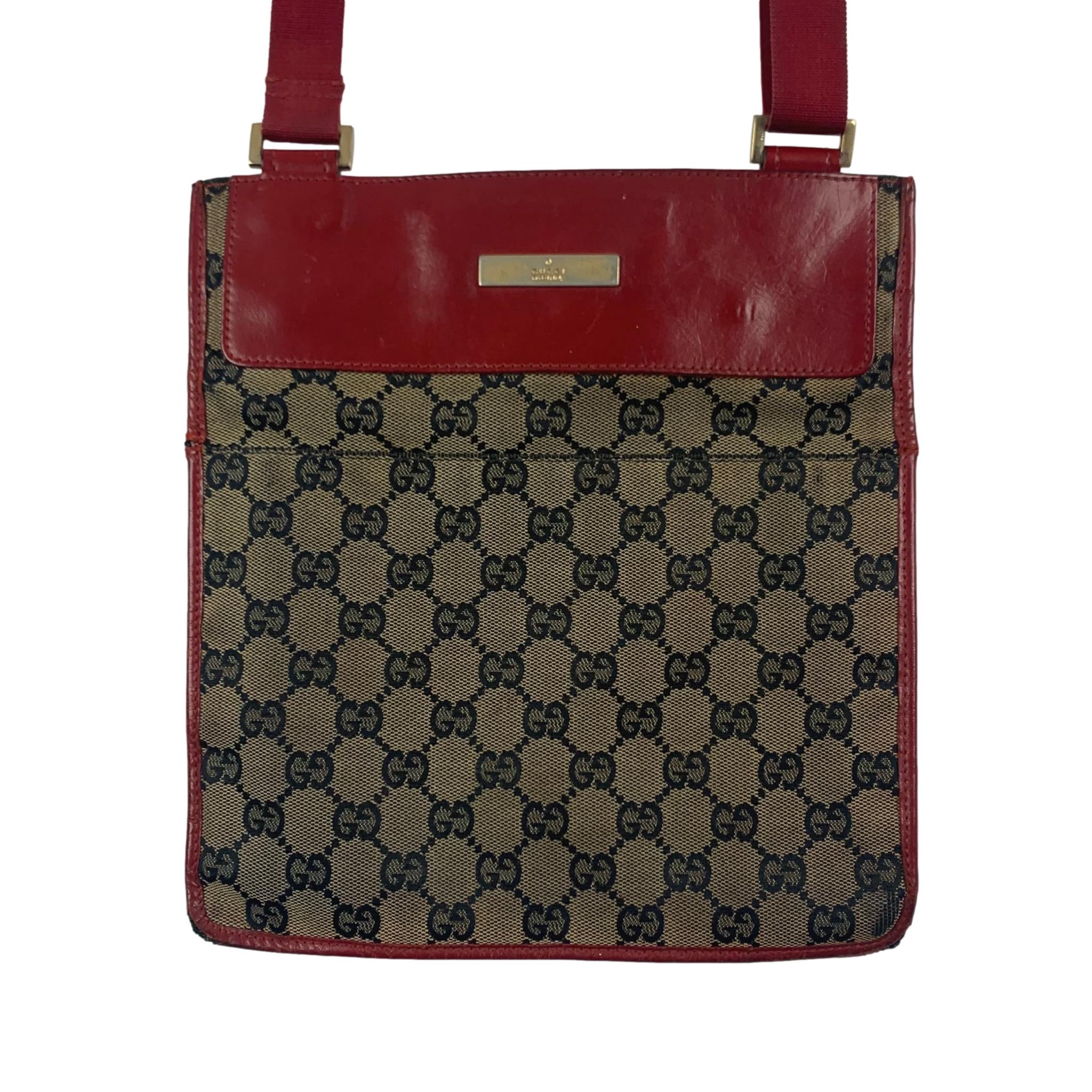 Gucci GG Supreme Small Monogram Logo Vintage Camera Shoulder Sling Bag –  Valuxre