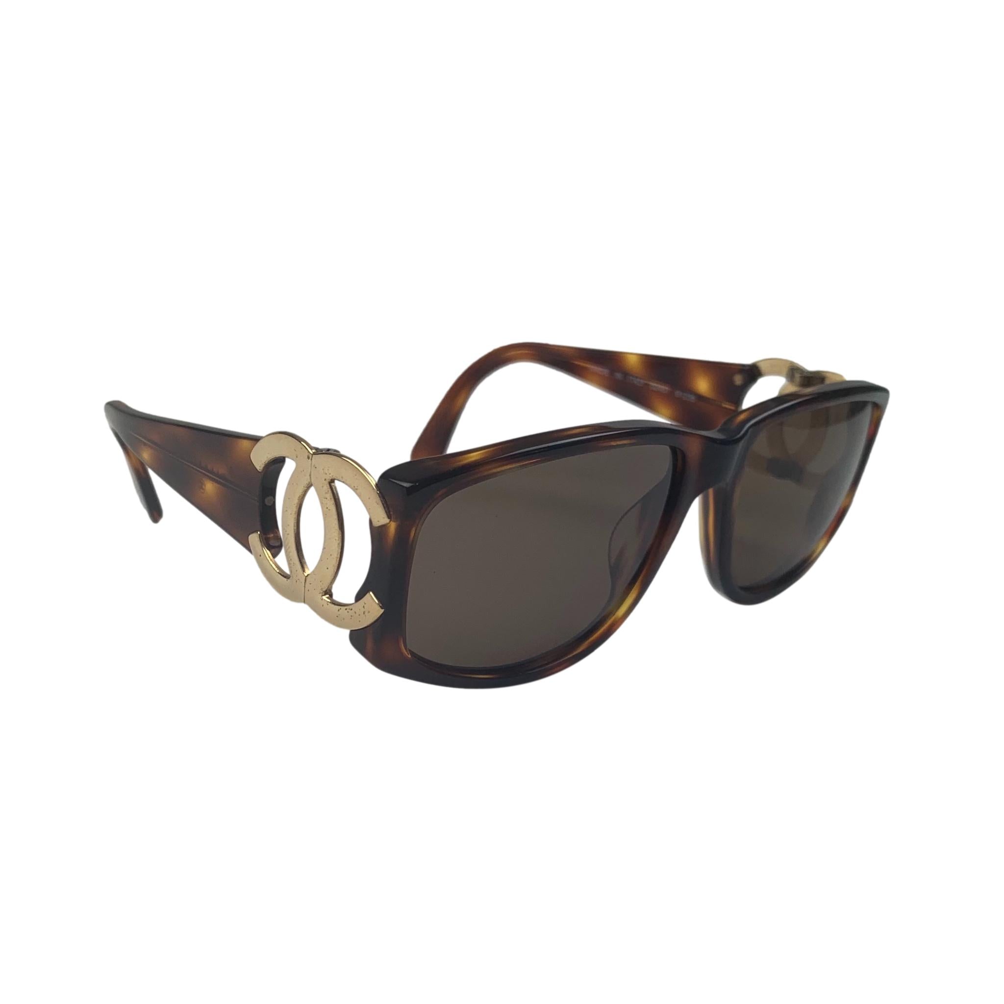 Chanel  Vintage Chanel Sunglasses on Designer Wardrobe