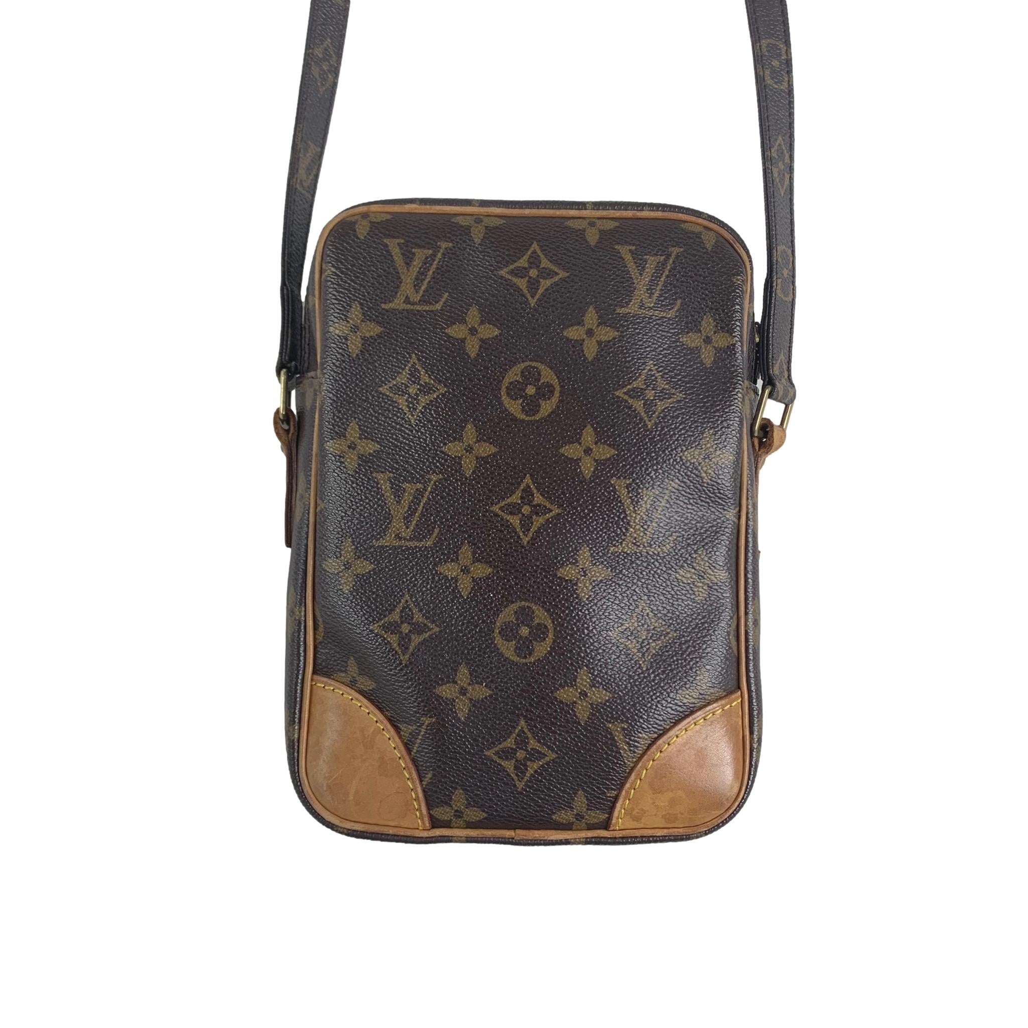 Louis Vuitton Danube Shoulder bag 340963