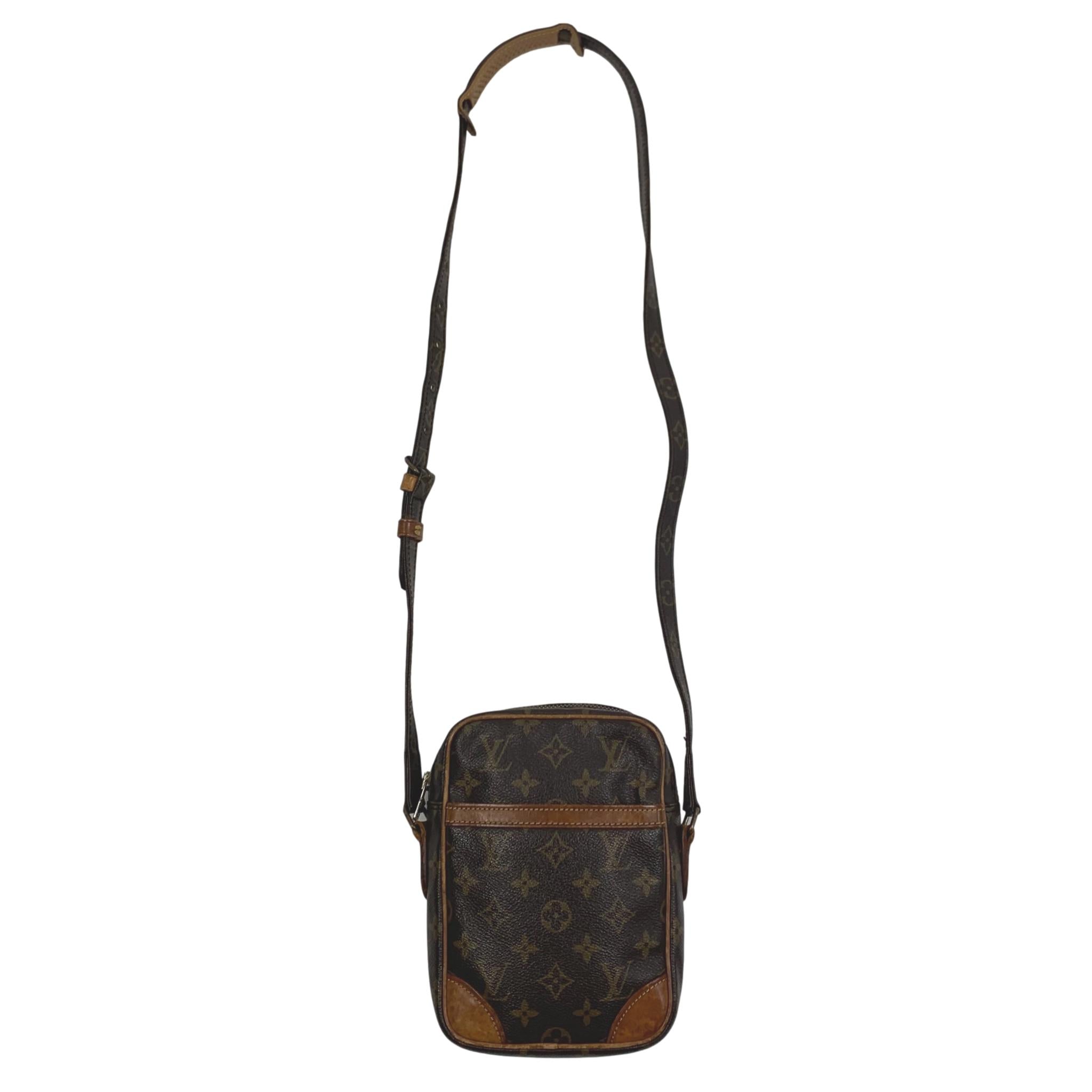 Louis-Vuitton-Monogram-Danube-Shoulder-Bag-M45266 – dct-ep_vintage luxury  Store