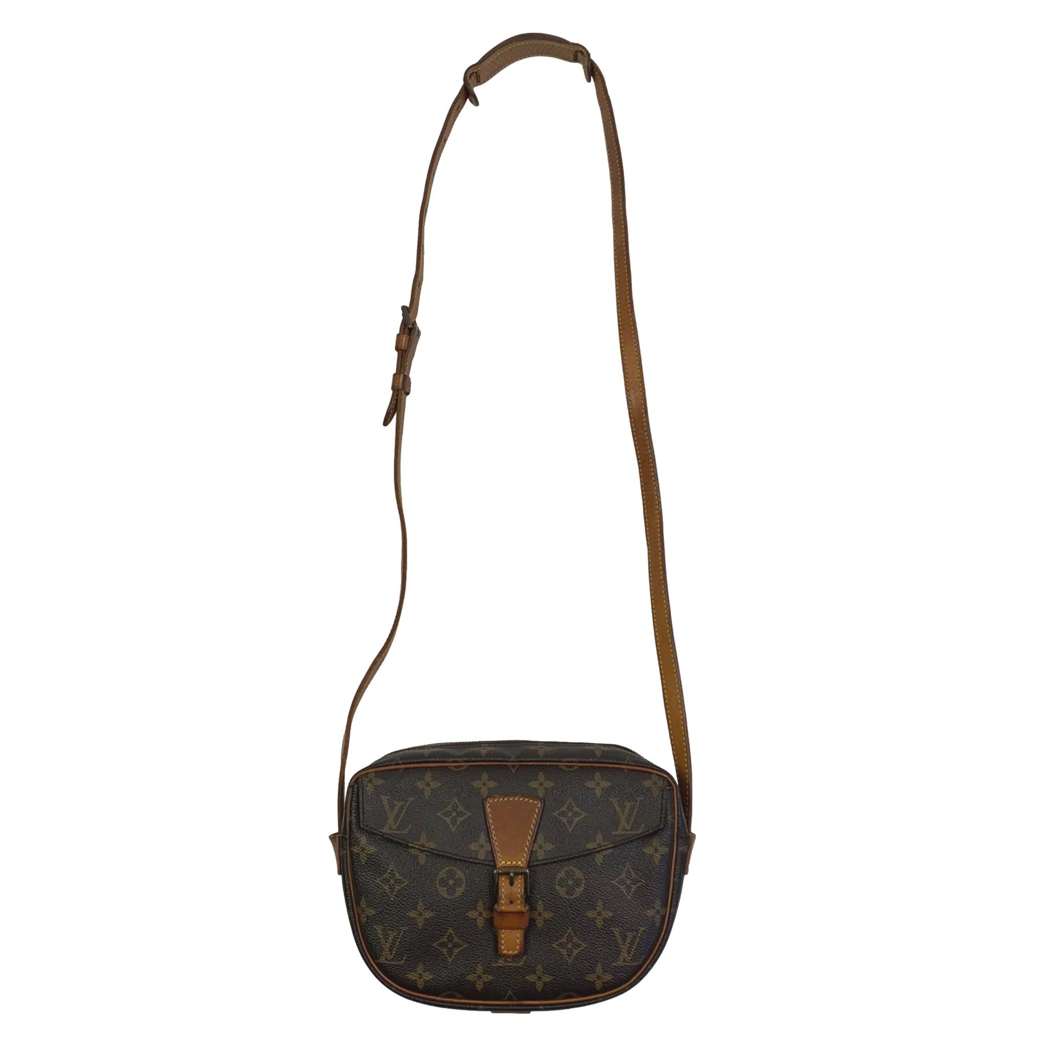 Louis Vuitton Monogram Jeune Fille MM Shoulder Bag – purchasegarments